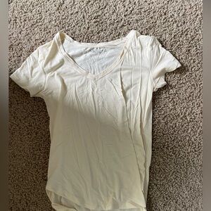 Abercrombie & Fitch V neck tee!